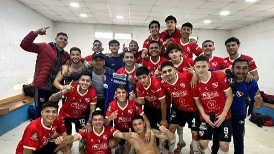 Independiente se hizo fuerte en Cabaña Leiva y derrotó a La Salle por 1 a 0