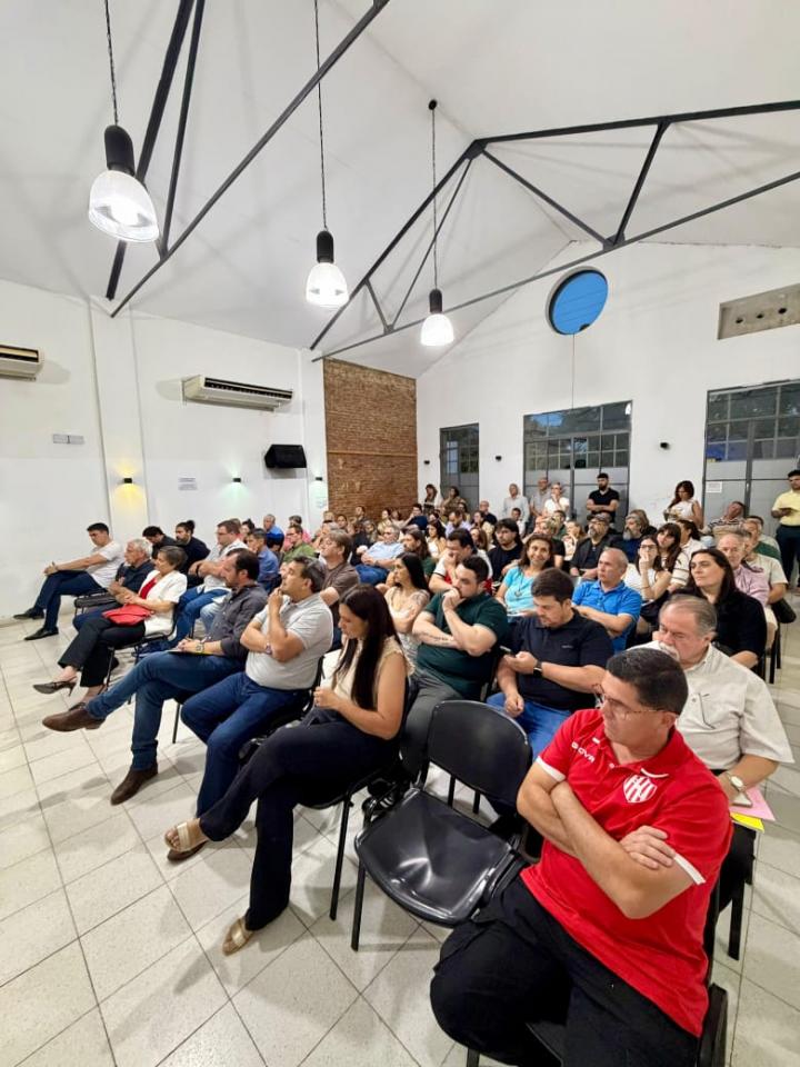 Se llevó a cabo la tercera charla abierta y se adelantó que en 2026 continuarán con el mismo formato