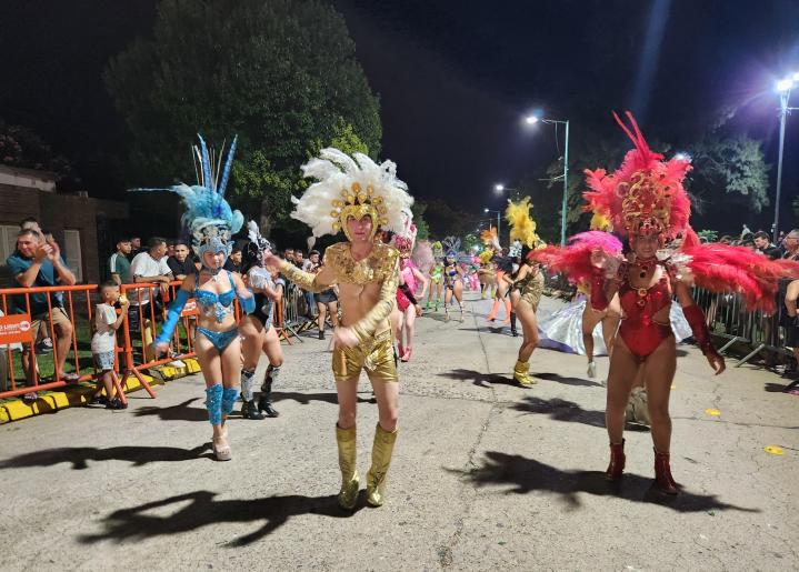 Corsos en la Costanera: Santo Tomé celebra el Carnaval este sábado 21 de febrero