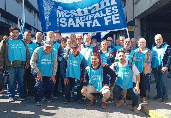 Indignación de trabajadores municipales jubilados ante la negativa de los intendentes a acordar paritarias