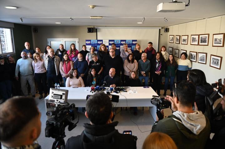 Amsafe: La Carpa blanca llega al departamento La Capital y convoca a un festival provincial en defensa de la educación pública