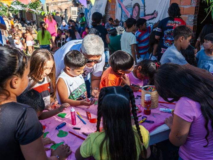 Experiencia DEMOS 2026 convoca a voluntarios, talleristas y organizaciones para activar la solidaridad desde el juego