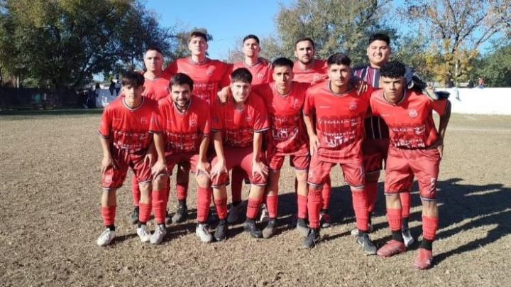Goleada a domicilio: Floresta fue contundente y se impuso 3 a 0 en el ascenso liguista