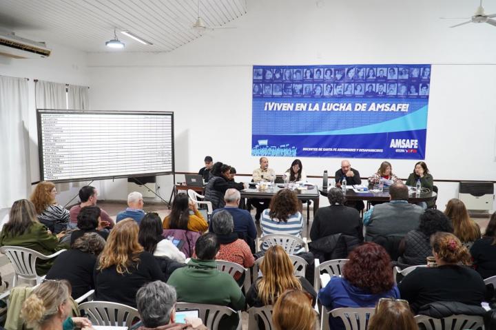 La Asamblea provincial de AMSAFE rechazó la propuesta salarial y resolvió un plan de lucha