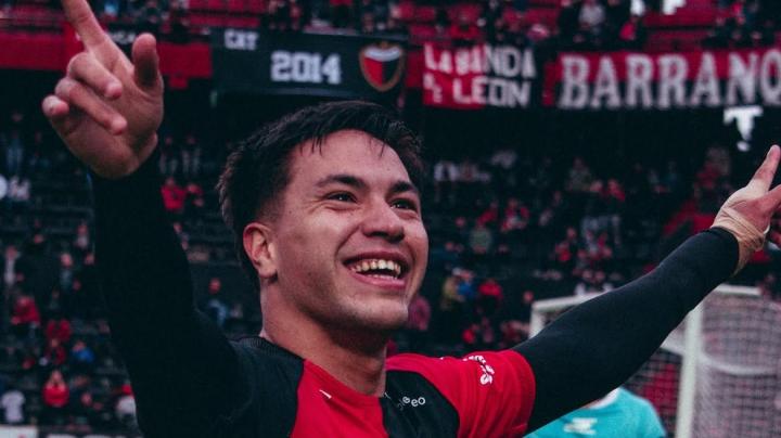 Con goles de Toledo, Lago y Muñoz, Colón aplastó a Patronato
