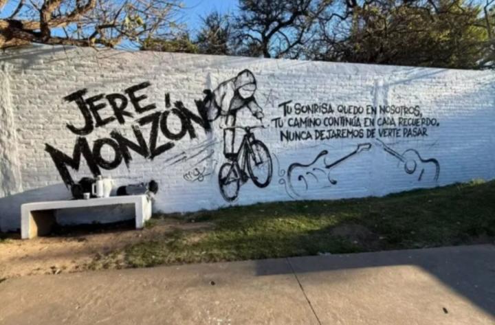 Inauguraron un mural en homenaje a Jeremías Monzón en la Costanera de Santo Tomé