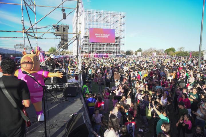 Invertir en deporte y turismo da sus frutos: el éxito de Santa Fe en los Juegos Suramericanos