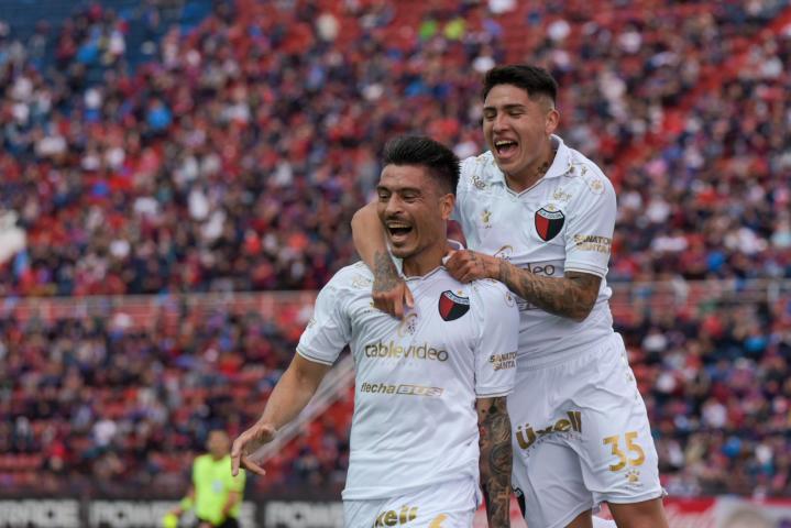 Colón logró un triunfazo frente a San Lorenzo 