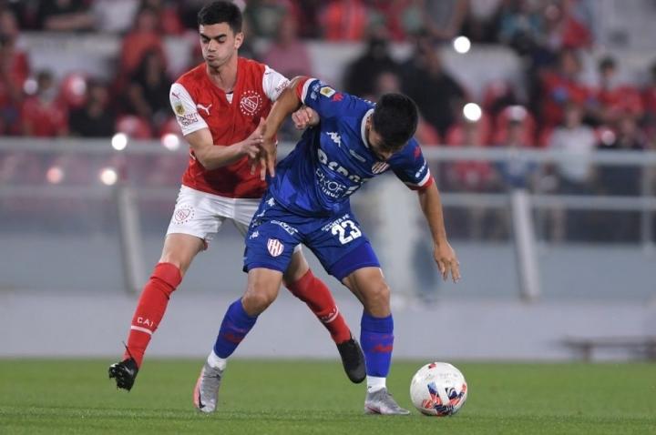 Unión falló las que tuvo y perdió con Independiente 