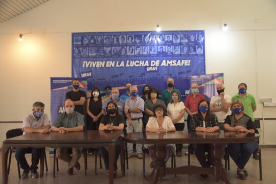 Los docentes públicos provinciales votaron mayoritariamente la aceptación de la propuesta salarial hecha por el gobierno.
