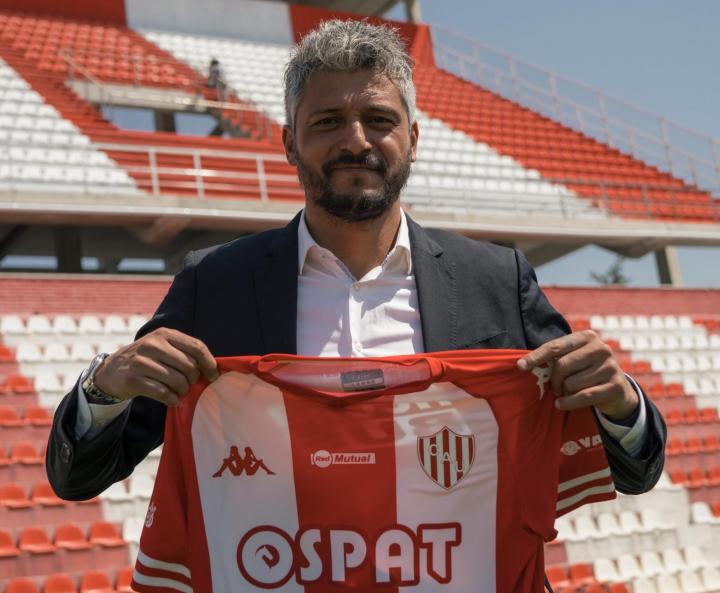 Munúa acude a la lógica y pondría el mismo once 