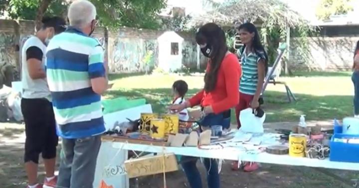 El canje ecológico llega a la Plaza Aldo Tessio 