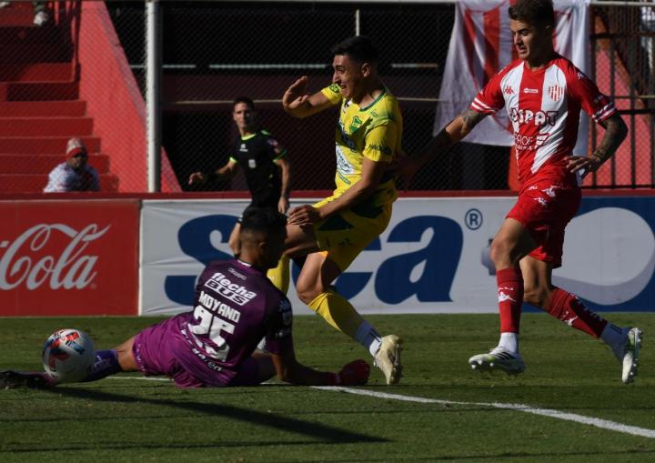Unión perdió otro duelo clave 
