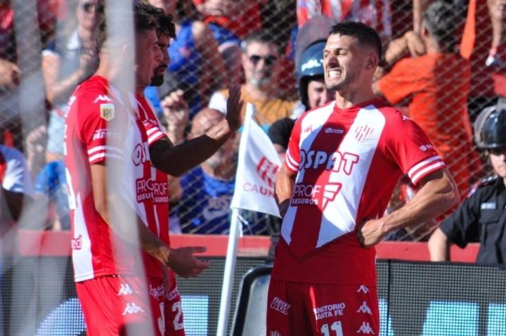 Unión goleó y consiguió un triunfo muy importante 