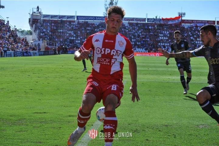 Roldán quiere jugar en Unión, ¿Qué falta para que juegue en el Tate? 
