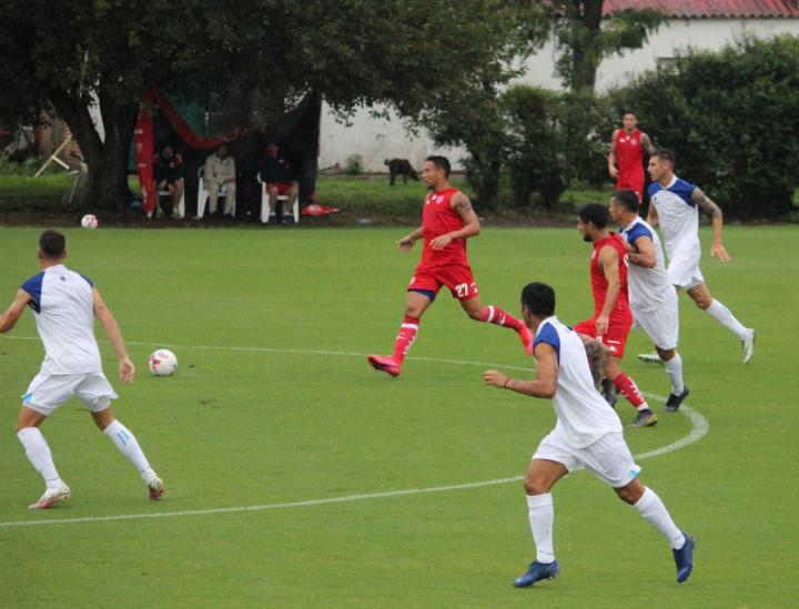 Amistoso: Los titulares de Unión ganaron y los suplentes empataron 