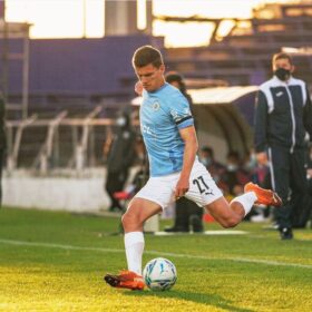 Andrew Teuten, el lateral que será jugador de Colón 