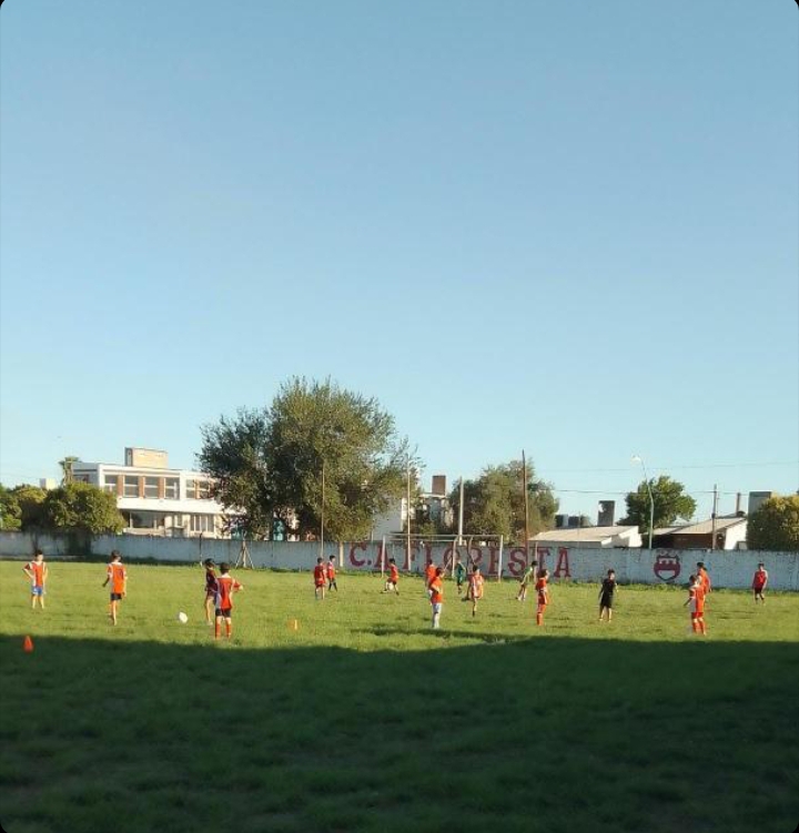  Atlético Floresta convoca a jugadores para las inferiores del club