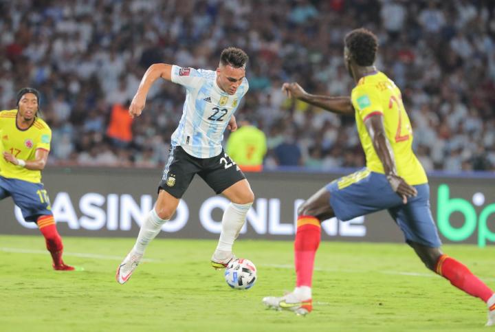 La Selección Argentina sigue con su invicto y le ganó a Colombia 