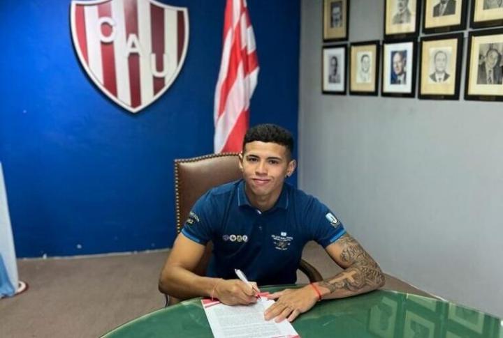 Imanol Machuca renovó su contrato en Unión 