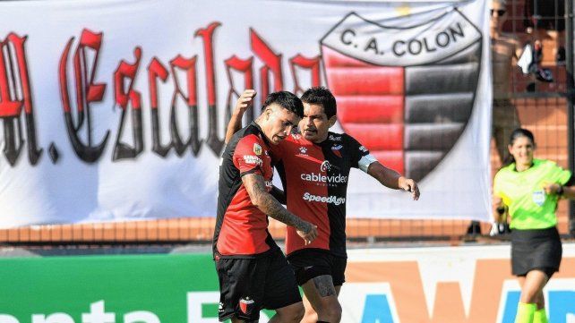 Colón visita a Central Córdoba desde las 21:30 