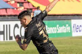 Farías sería baja y Falcioni prepara variantes 