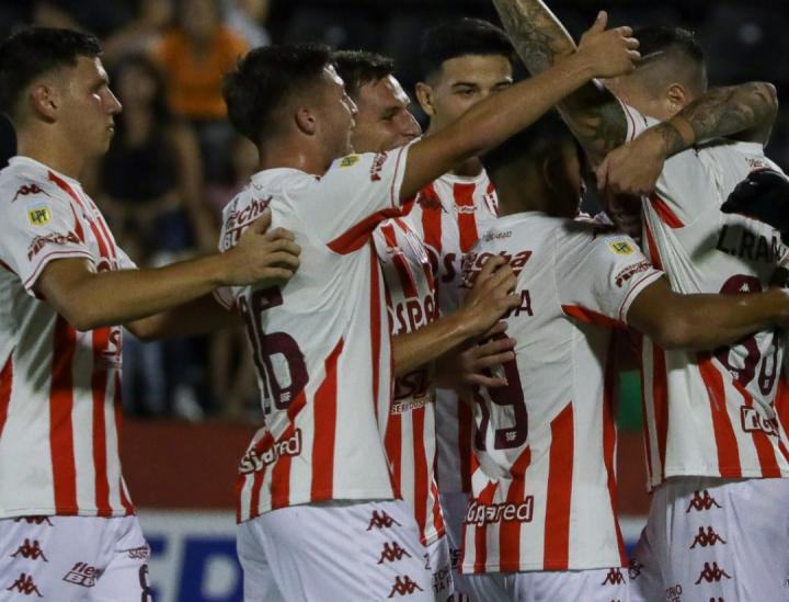 Por penales, Unión avanzó en la Copa Argentina 