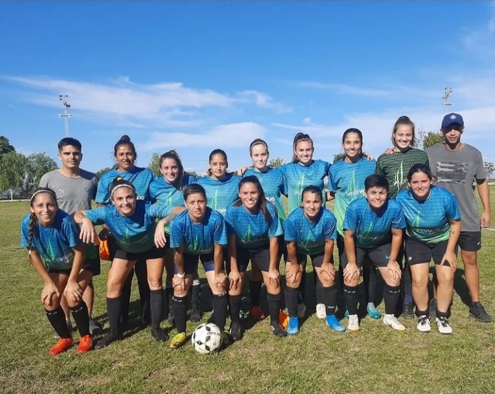 Fútbol femenino: En la A Sauce Viejo se enfrenta a Deportivo Nobleza y en la B Atenas se mide ante Defensores de Alto Verde 