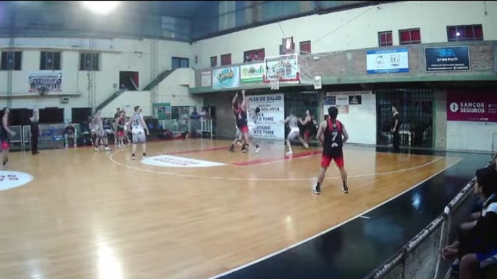 Básquet asociativo: Por muy poca diferencia Club Unión Santo tomé fue superado por Alma Juniors en el Pay Zumé 
