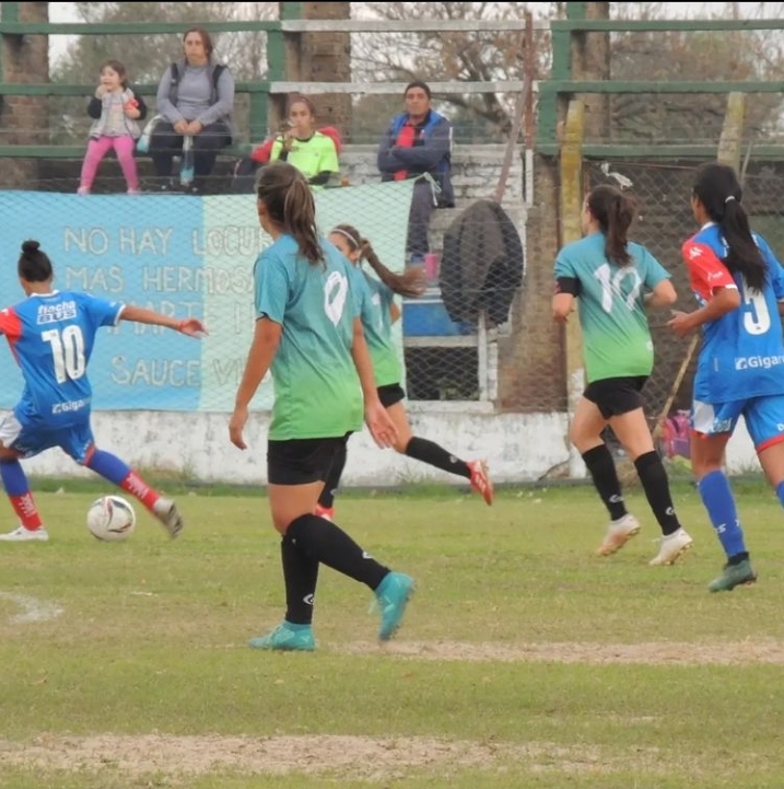 Fútbol femenino: Sauce viejo no logró quedarse con la victoria ante Unión 