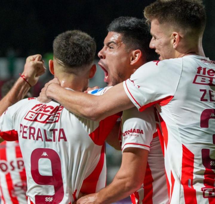 Unión ganó y es líder en su grupo 
