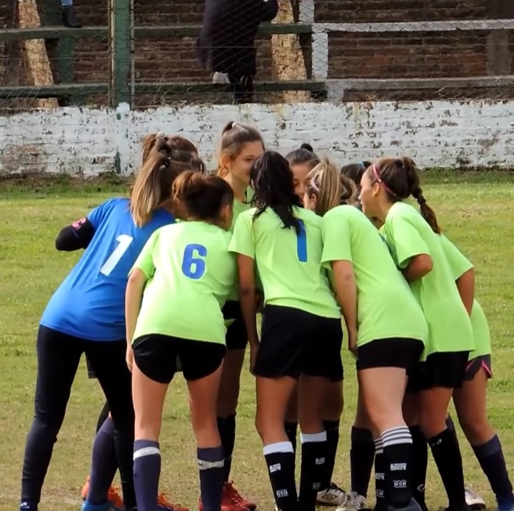 Fútbol femenino: Sauce viejo igualó en primera y ganó en la inferior mayor 