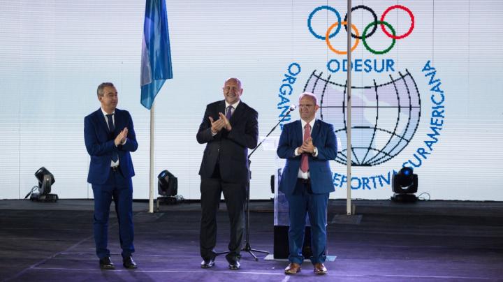 Perotti participó del cierre de los III Juegos Suramericanos de la Juventud en Rosario