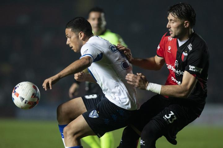 Colón perdió con Vélez en su último partido