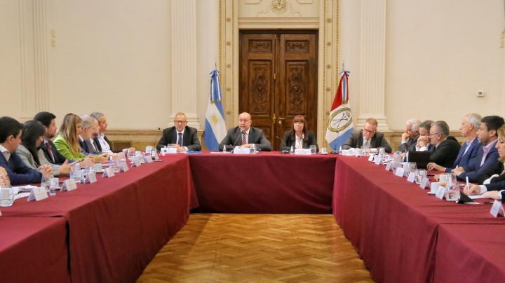 Perotti: “Si tenemos unidad política, los legisladores nacionales acompañarán y podremos tener una ley”