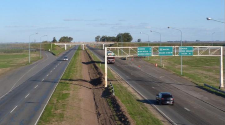 Confirman la prisión preventiva de dos hombres acusados de tentativa de homicidio por poner piedras en la autopista