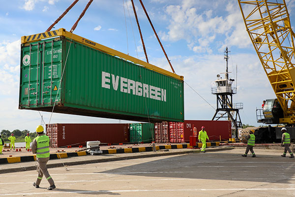 El Puerto de Santa Fe recibe a la Región Centro