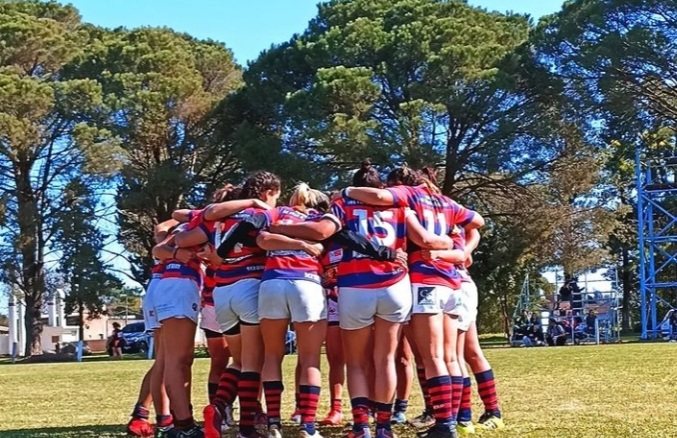 Rugby femenino: El plantel superior y juvenil del Club Cha roga se preparan para el inicio de la clasificación al TRL 2022