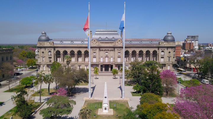 El gobierno provincial informó que descontará los días de paro