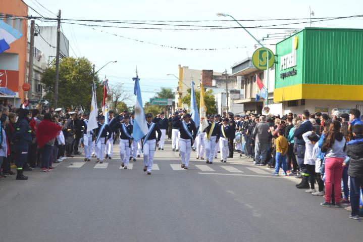 Este lunes vuelve el desfile por el Día de la Bandera 