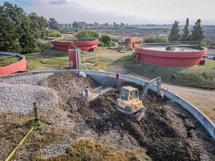 Avanza la obra de optimización de la Planta de Tratamiento de Líquidos Cloacales