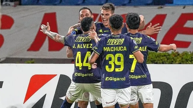Unión busca una remontada histórica frente a Nacional 