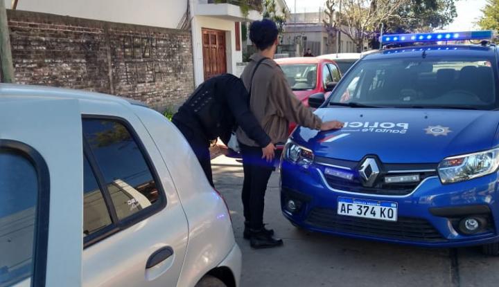 La pareja fue detenida luego de robar en un local comercial de nuestra ciudad