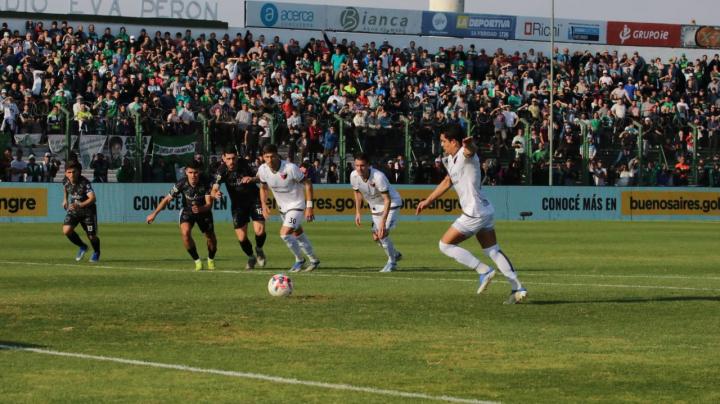 Colón jugó mal y de igual manera le ganó a Sarmiento 