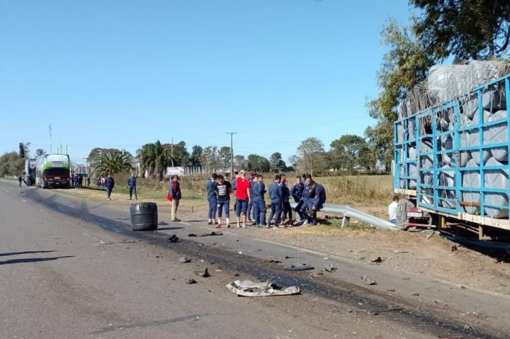 Por el choque del micro de Unión, se suspendió el duelo frente a Talleres 