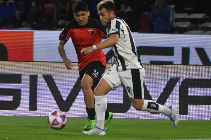 Facundo Farías sufrió la ruptura de ligamento cruzado anterior 