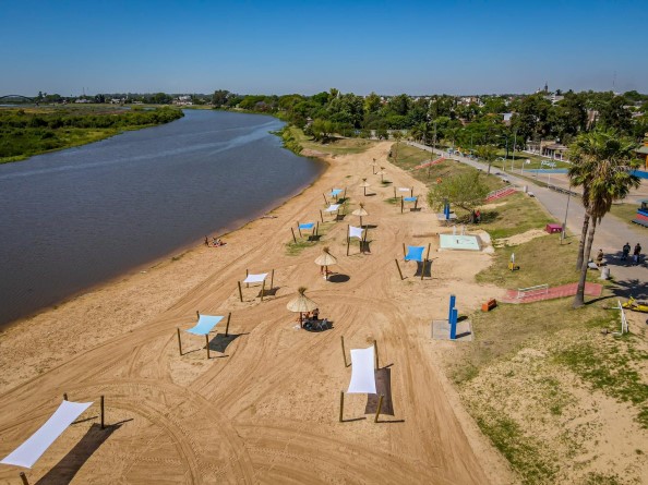 Con propuestas musicales y deportivas, este domingo se inaugura la temporada de playa