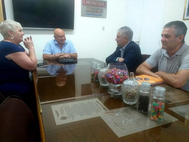 El Intendente de Sauce Viejo Mario Papaleo recorrió empresas sancarlinas