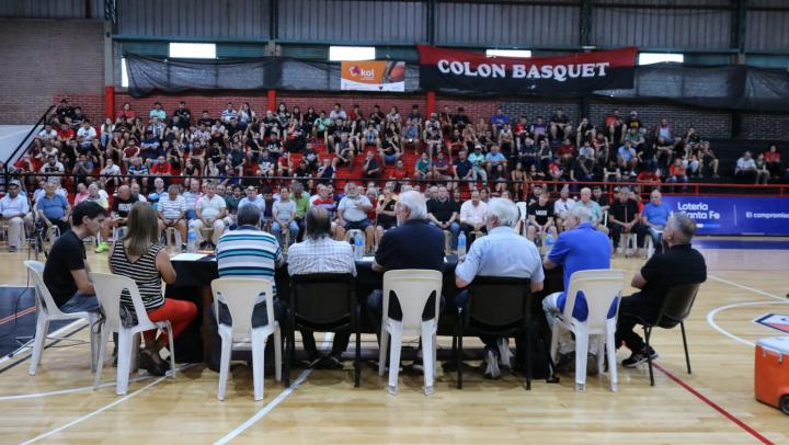 Colón: Los socios aprobaron Memoria y Balance en la Asamblea Ordinaria en el Roque Otrino