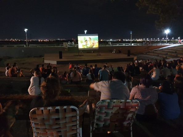 Viernes de “Cine bajo las estrellas” en el Anfiteatro 